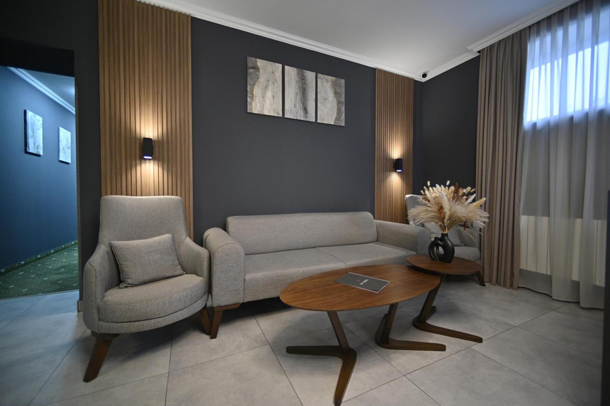 Colette Hotel Erivan Exterior foto