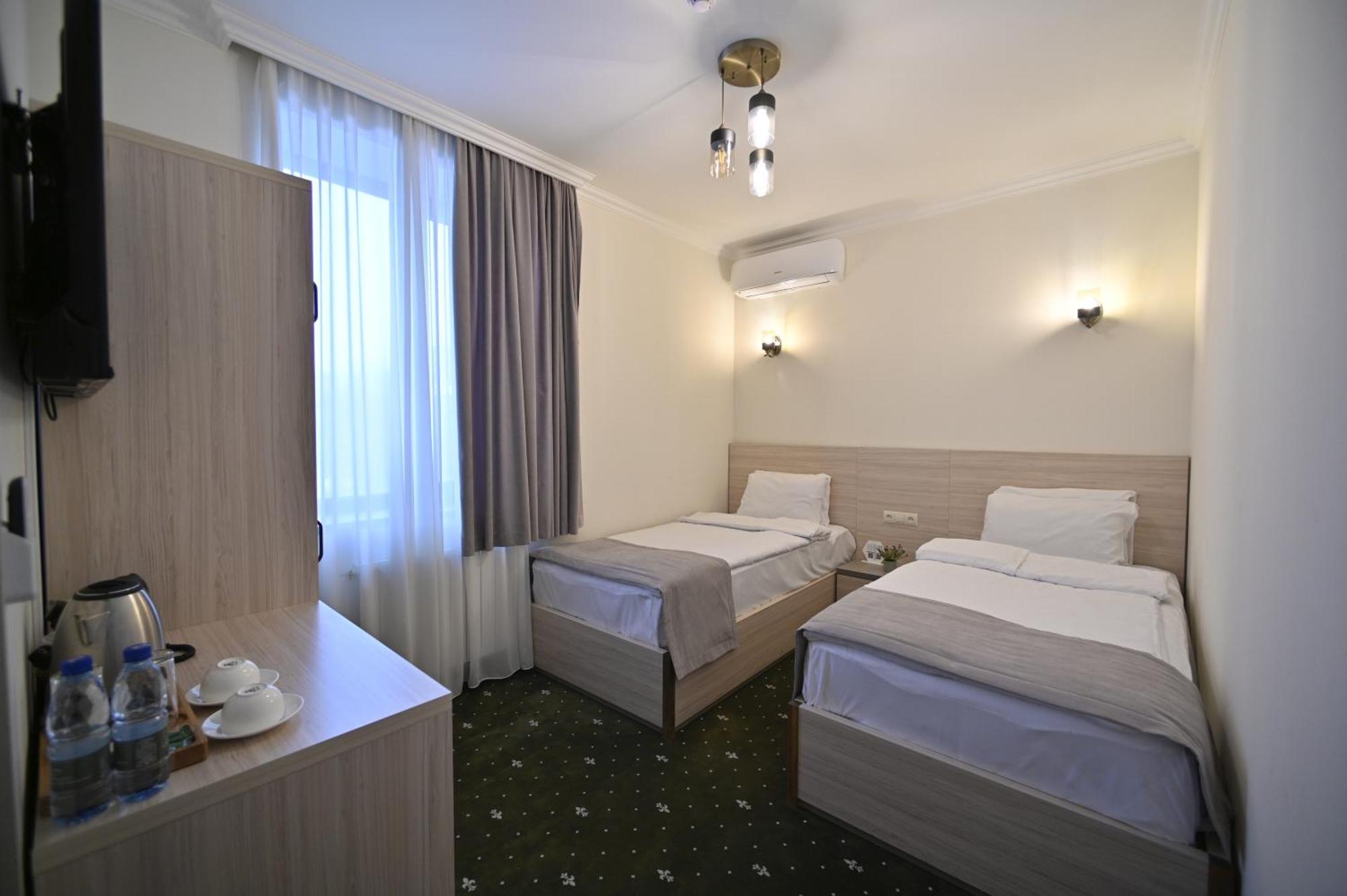 Colette Hotel Erivan Exterior foto